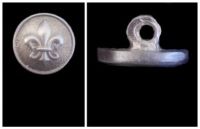 Small Fleiur-de-lis Button