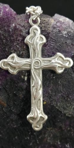 Lara's Cross Necklace