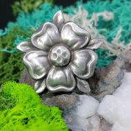 Tudor Rose collectible pewter pin